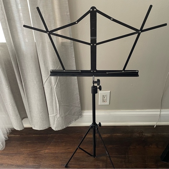 Quintan And fabish Portable Adjustable Folding Music Stand with Carry Bag Black - Picture 1 of 13